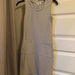 SO CUTE Monteau dress